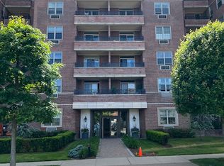 1-20 Church St #B23, Greenwich, CT 06830
