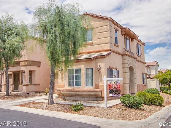3rd image of 875 Blue Rosalie Pl