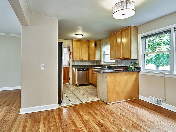 Kitchen/Dining