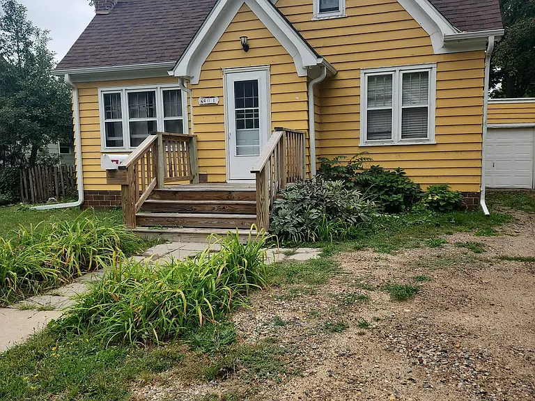 401 Central Ave — Photo 32