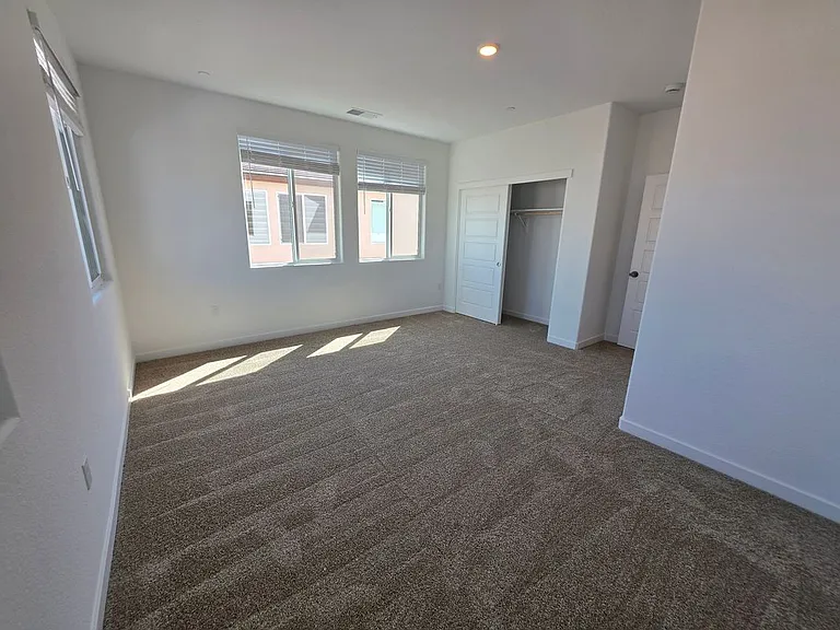 10221 Terra Franca Way — Photo 10