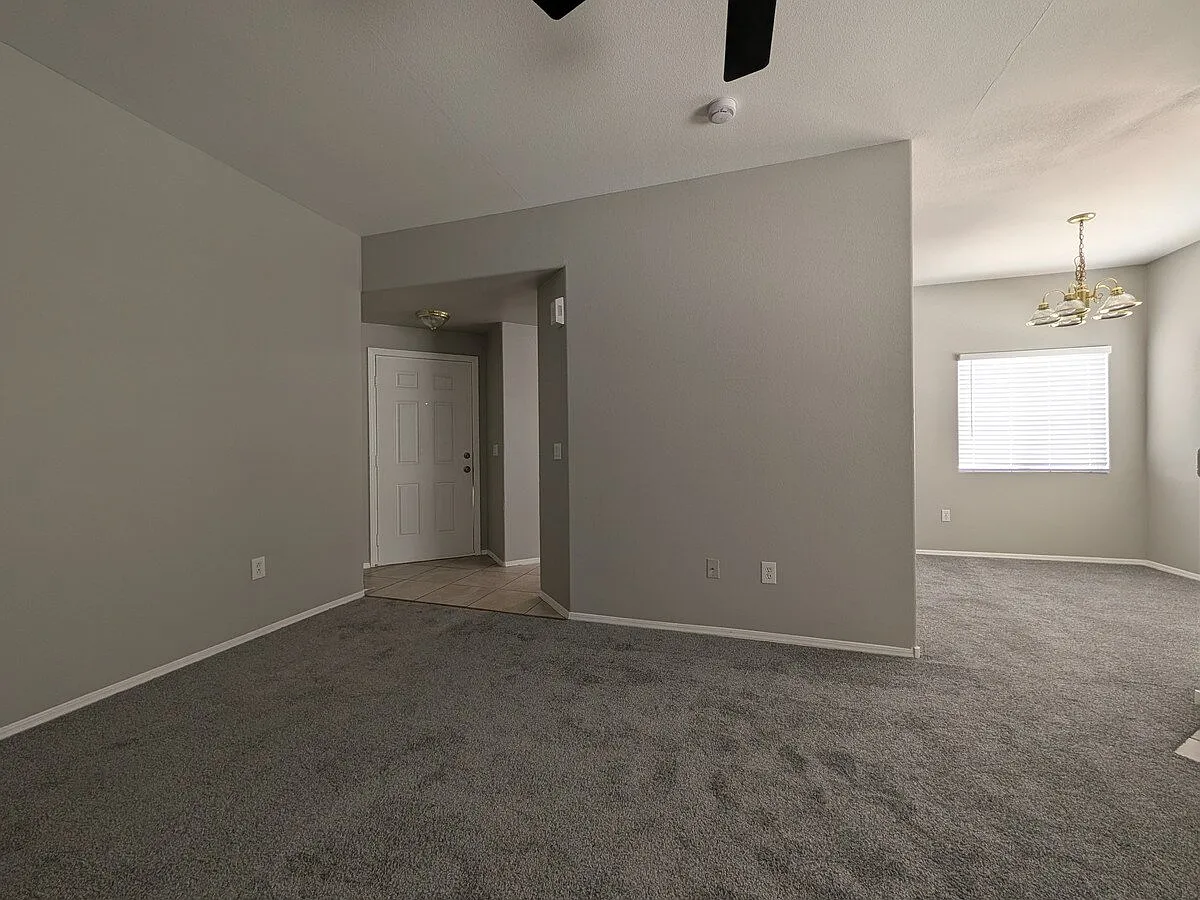 3 bed, 2.0 bath, 1110 sqft, $1,508 — Photo 4