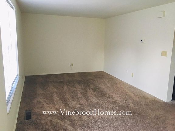3rd image of 8225 Mount Carmel St