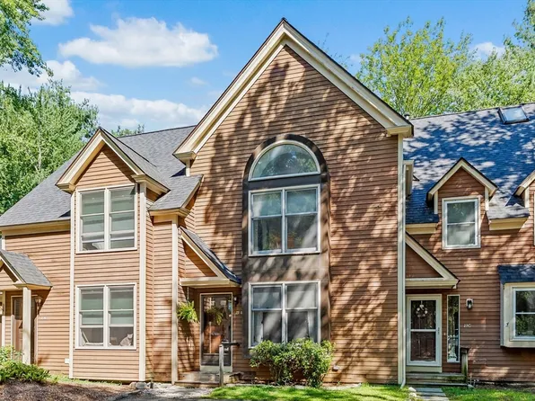 111 Brigham St Unit 27B, Hudson, MA 01749