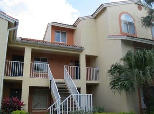 1091 The Pointe Dr, West Palm Beach, FL 33409