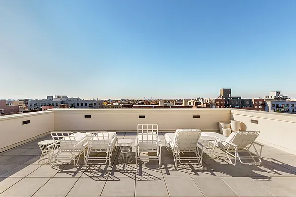 Rented by Nest Seekers International | media 22