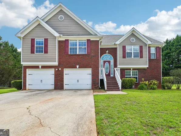 70 Feldspar Dr, Jefferson, GA 30549