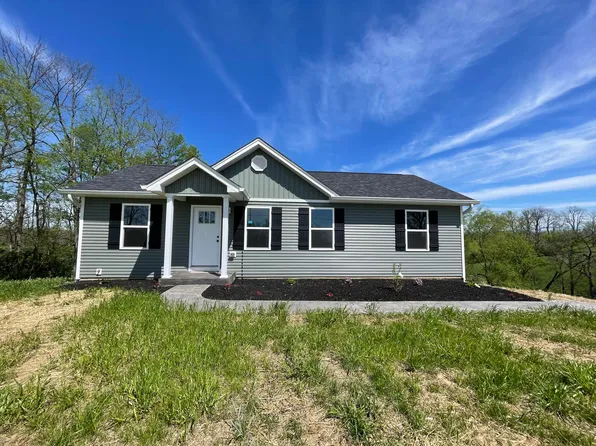 815 Falmouth St, Williamstown, KY 41097