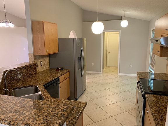4th image of 6830 Palma Ct