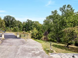 355 Seville Rd, Morristown, TN 37813