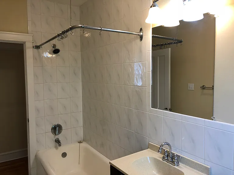 2180 W Giddings St #1 — Photo 3