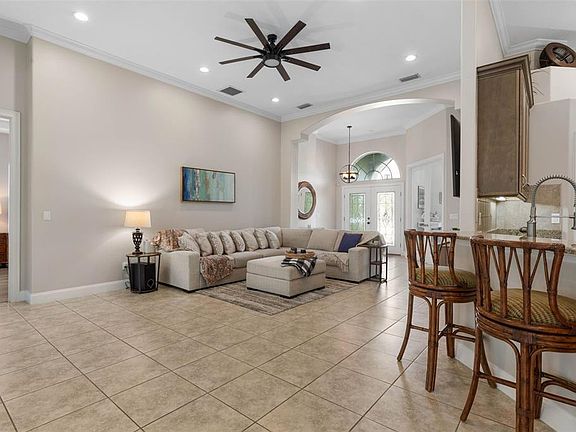 5th image of 138 FAIRWAY COURT