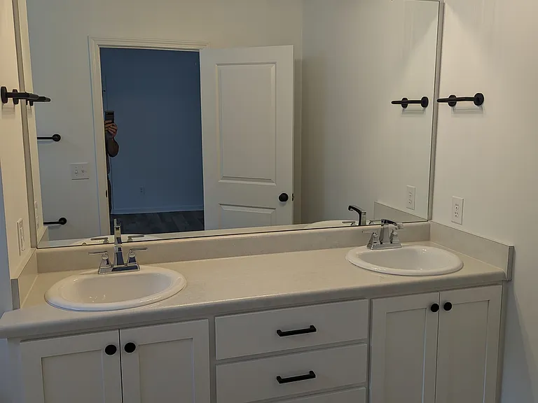 113 Edgefield Rd — Photo 22