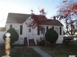 1110 Little East Neck Rd, West Babylon, NY 11704