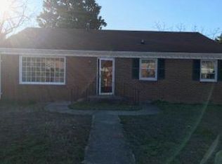 906 Laurel Rd, Petersburg, VA 23805