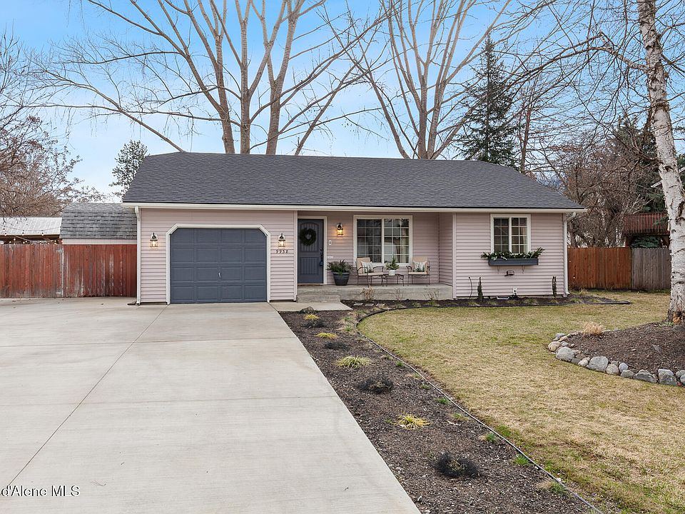 1st image of 9938 N Hillview Dr