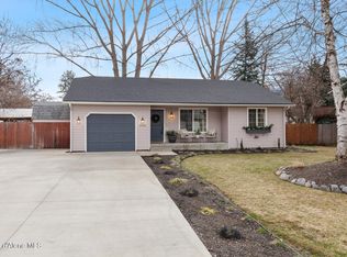 9938 N Hillview Dr, Hayden Lake, ID 83835