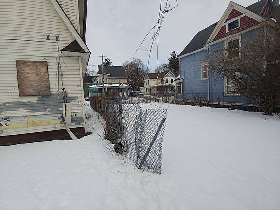 3rd image of 199 W Corning Ave