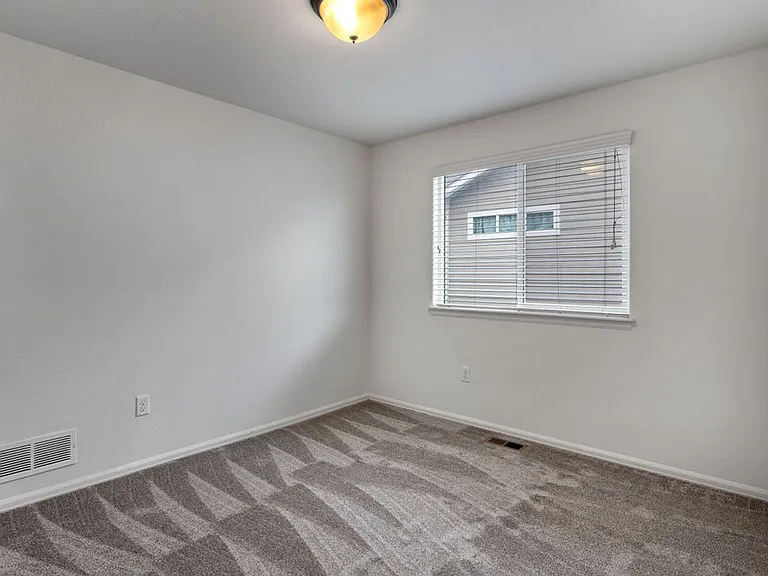 8611 15th Street Rd — Photo 7