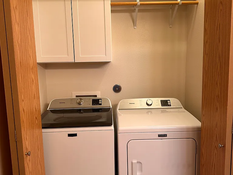 2105 E White Oak Ct #202 — Photo 14