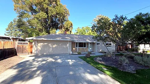 1579 Terry Way Photo 1
