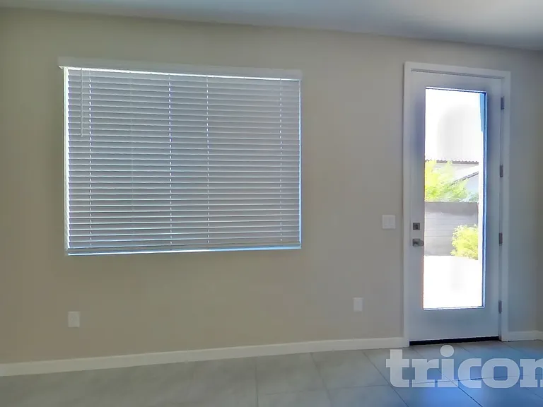 4539 E Grandview St — Photo 3