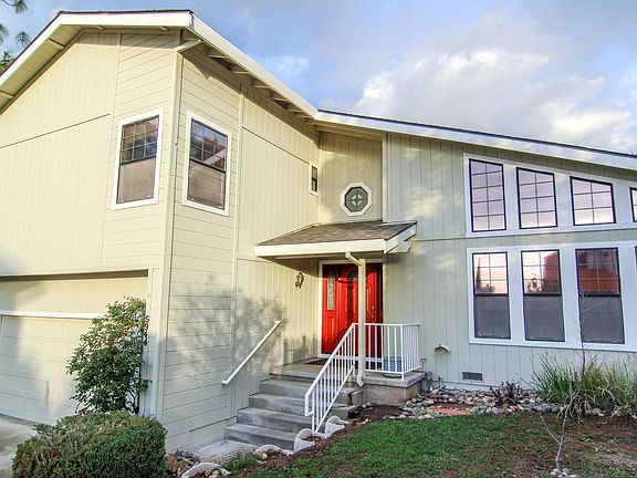 3rd image of 5944 Hillview Ave