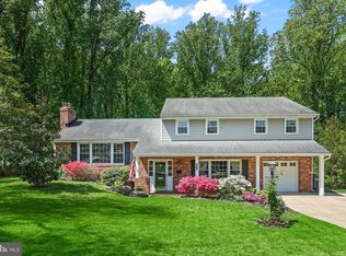 6720 Deland Dr, Springfield, VA 22152