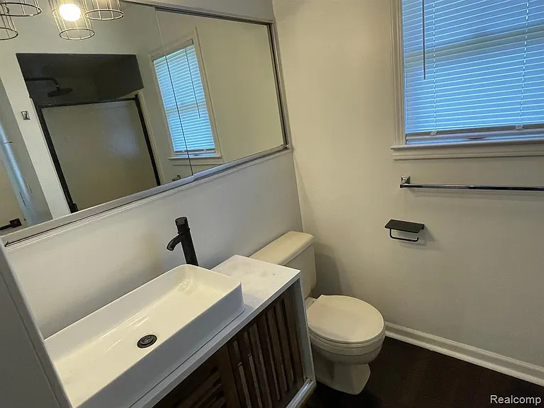 4609 Mankato Ave — Photo 9