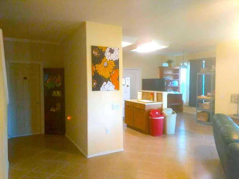 6310 Roseborough Dr — Photo 5
