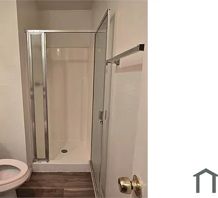 9047 Langdon Ave #15 — Photo 14