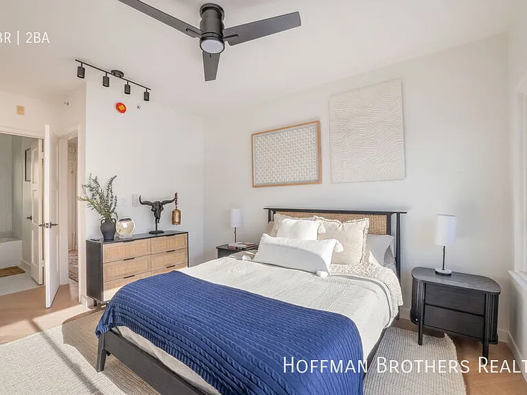 1661 Appian Way #1 — Photo 14