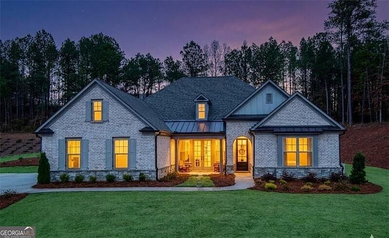 1st image of 202 Vandiver Ct