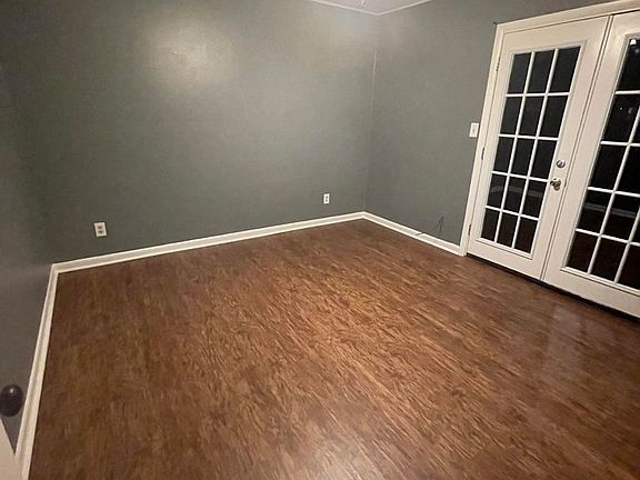 5th image of 2301 Evelyn Ln #2301-K