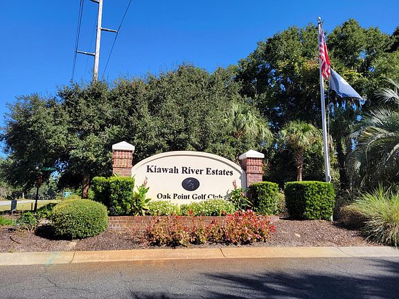 2nd image of 2918 Maritime Forest Dr