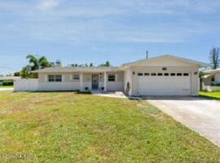 240 Pineapple St, Satellite Beach, FL 32937