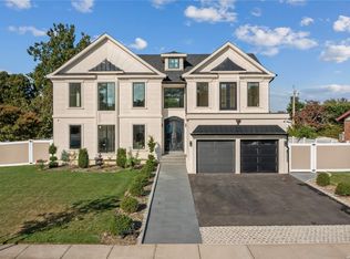 9 Warren Ln, Jericho, NY 11753