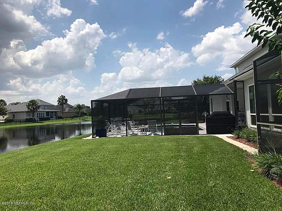 3rd image of 7742 Chipwood Ln