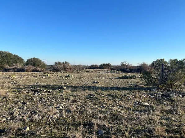 3422 Leal Rd, Christoval, TX 76935