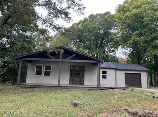 2215 Old Jacks Creek Rd, Henderson, TN 38340