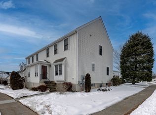 34 Pickering Ln UNIT 34, Wethersfield, CT 06109