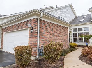 261 Bridlewood Ct, Schaumburg, IL 60173