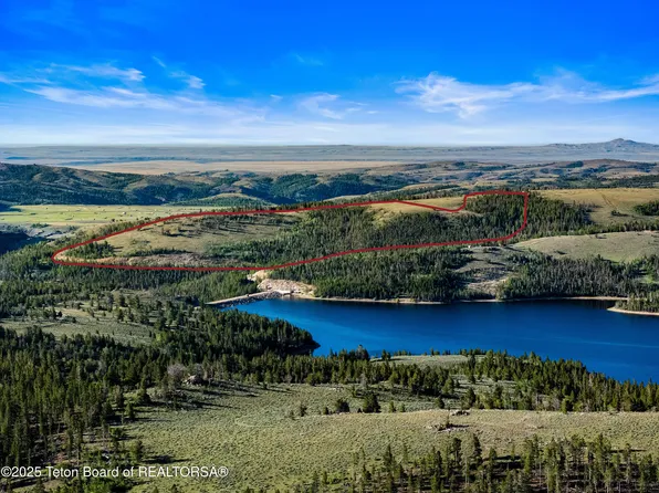 14 Rock Creek Rd, Lander, WY 82520
