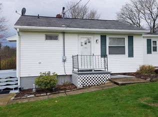 104 Moon Enlow Rd, Moon Township, PA 15108