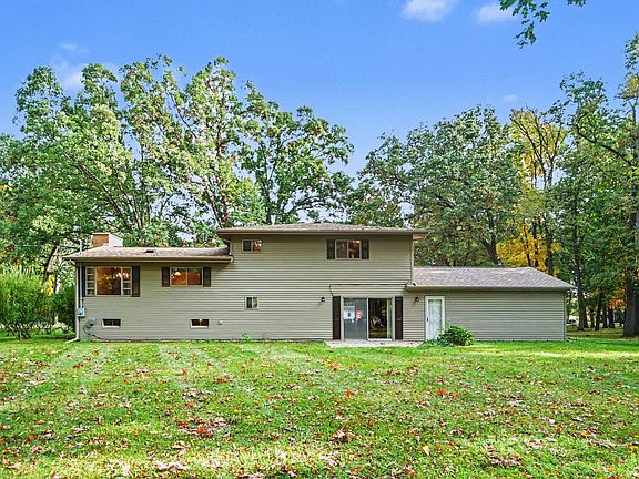 4th image of 26137 Diana Dr