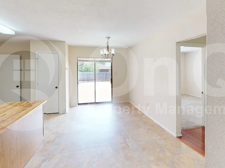 853 W Wintergreen Rd — Photo 6