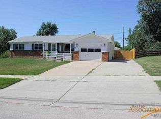 2923 Maple Ave, Rapid City, SD 57701