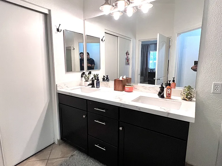 23232 Trillium Dr — Photo 17
