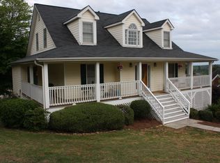 704 Lawton Ridge Dr, Lawrenceville, GA
