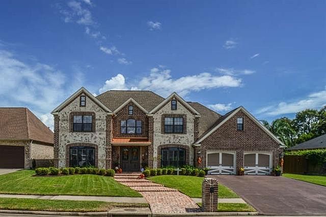 1st image of 701 Neches Oaks Blvd